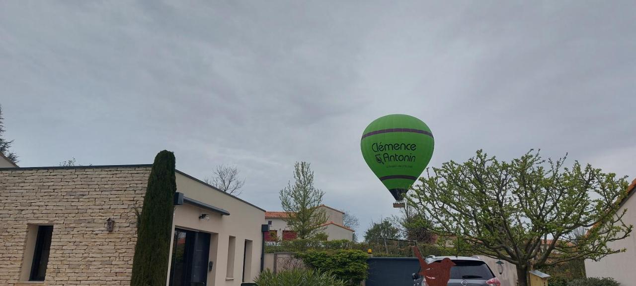 Au Grain D'Orge Villa Echire Kültér fotó
